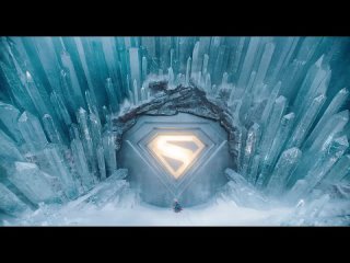 superman 2025    secret base supery   mument iz filma